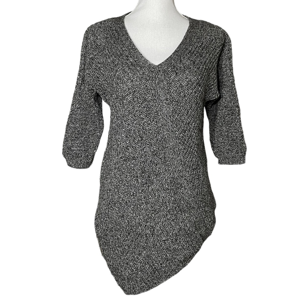 WORTH 100% Wool Sweater S Dolman Asymmetrical Pointed Hem Marled Black White